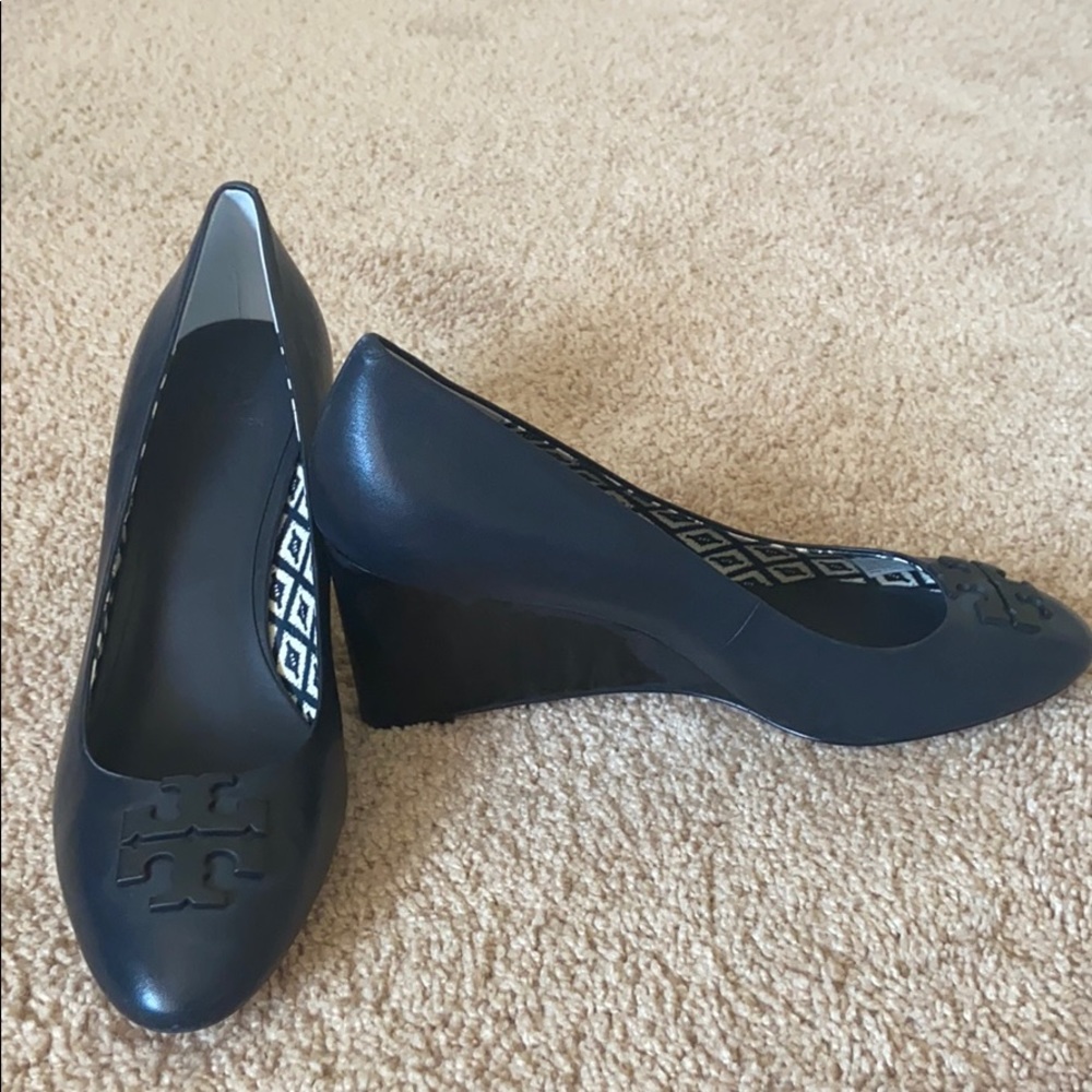 Tory Burch wedge heal